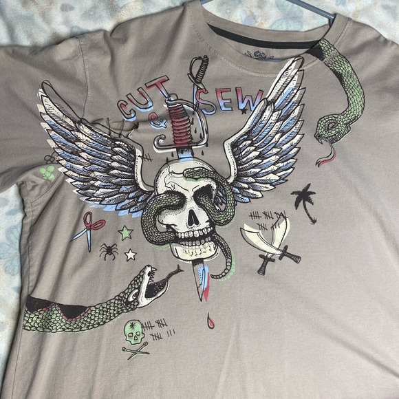 Y2K Skull Graphic Tee - Picture 1 of 7